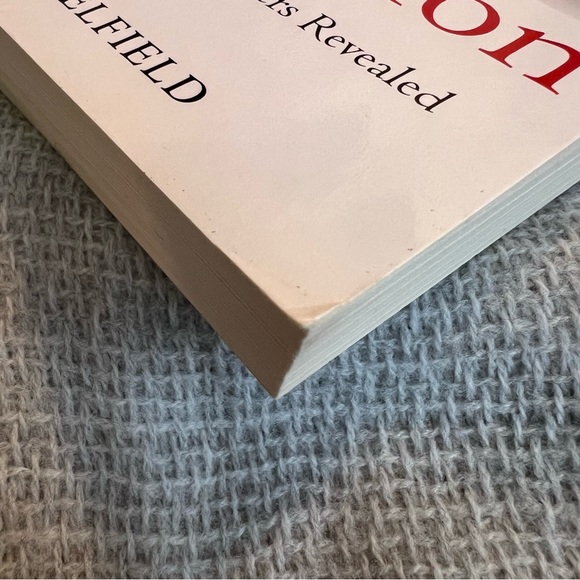 📚SPECIAL 3/$21 BOOKS!! 📚 Assassination ~Richard Belfield - Picture 5 of 6